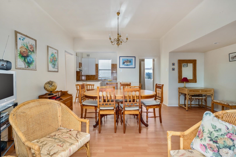 2 Bedroom Property for Sale in Sea Point Western Cape